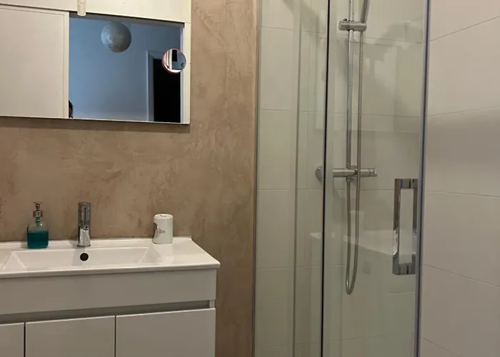 Superbe Pres Des Plages D'azurara 아주라라